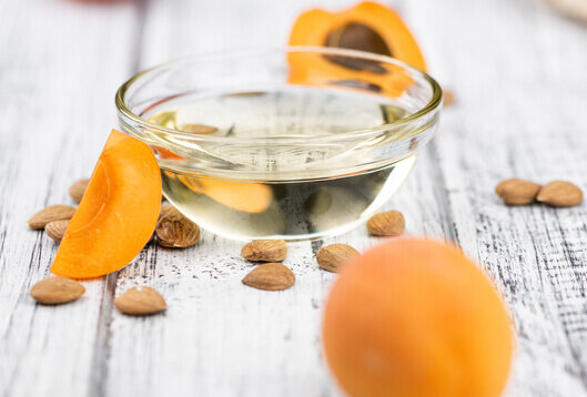 Abrikozenpitolie - Huid en Haar