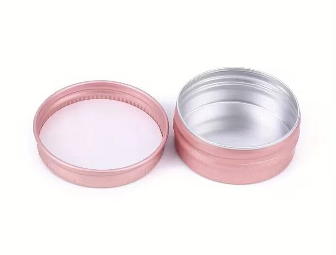 mat roze blikje 15ml binnenkant