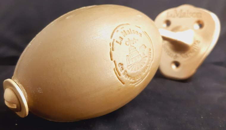 zeephouder met zeepbol