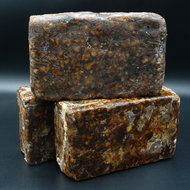 black soap zwarte zeep blokken