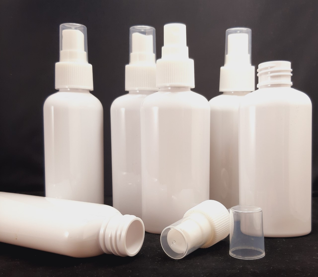 10x Lege plastic sprayflesjes van 100ml, wit en voor post - BeriVita.com - Natuurlijk & Puur